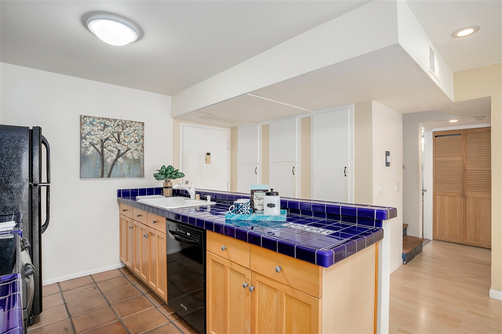 6111 Rancho Mission Road, Unit 308 San Diego, CA 92108 - Photo 7 of 22