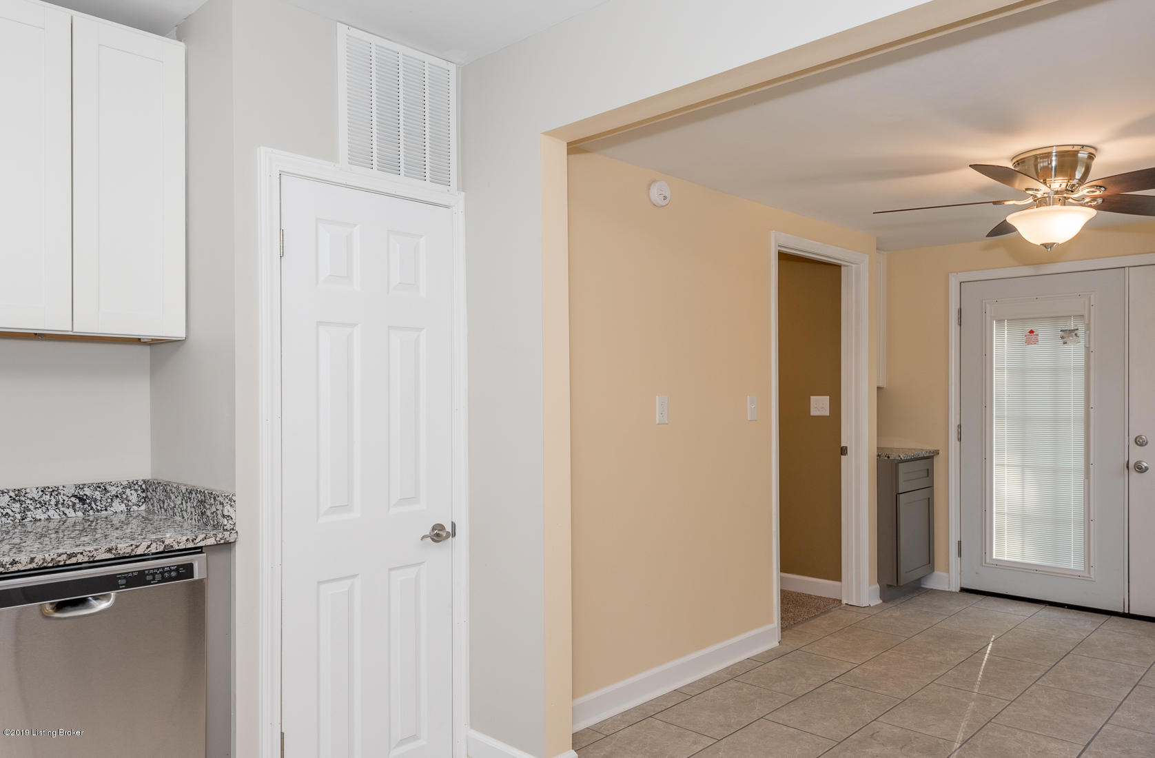 5309 Red Leaf Road Louisville, KY 40218 - Photo 13 of 45 Listing-14