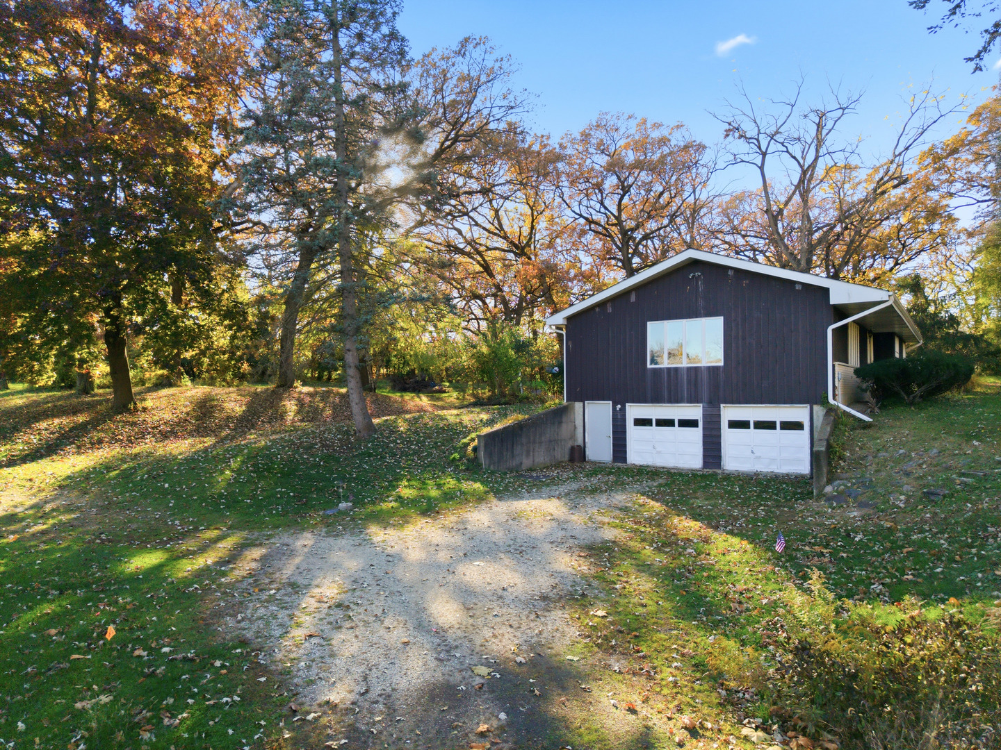 3805 Klasen Road Cary, IL 60013 - Photo 2 of 65 a view of a house with a yard
