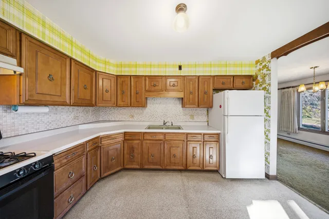 $1,050,000 | 3805 Klasen Road, Cary, IL 60013