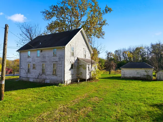 $1,050,000 | 3805 Klasen Road, Cary, IL 60013