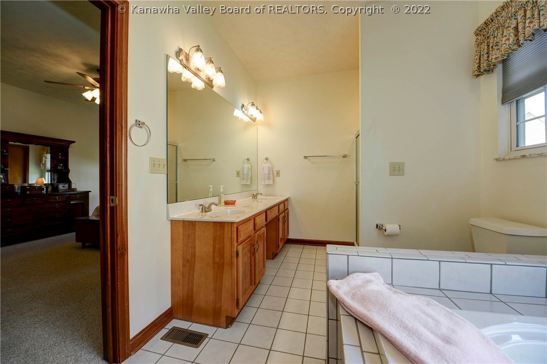 116 Jericho Road Winfield, WV 25213 - Photo 10 of 22 Gallery Image 10