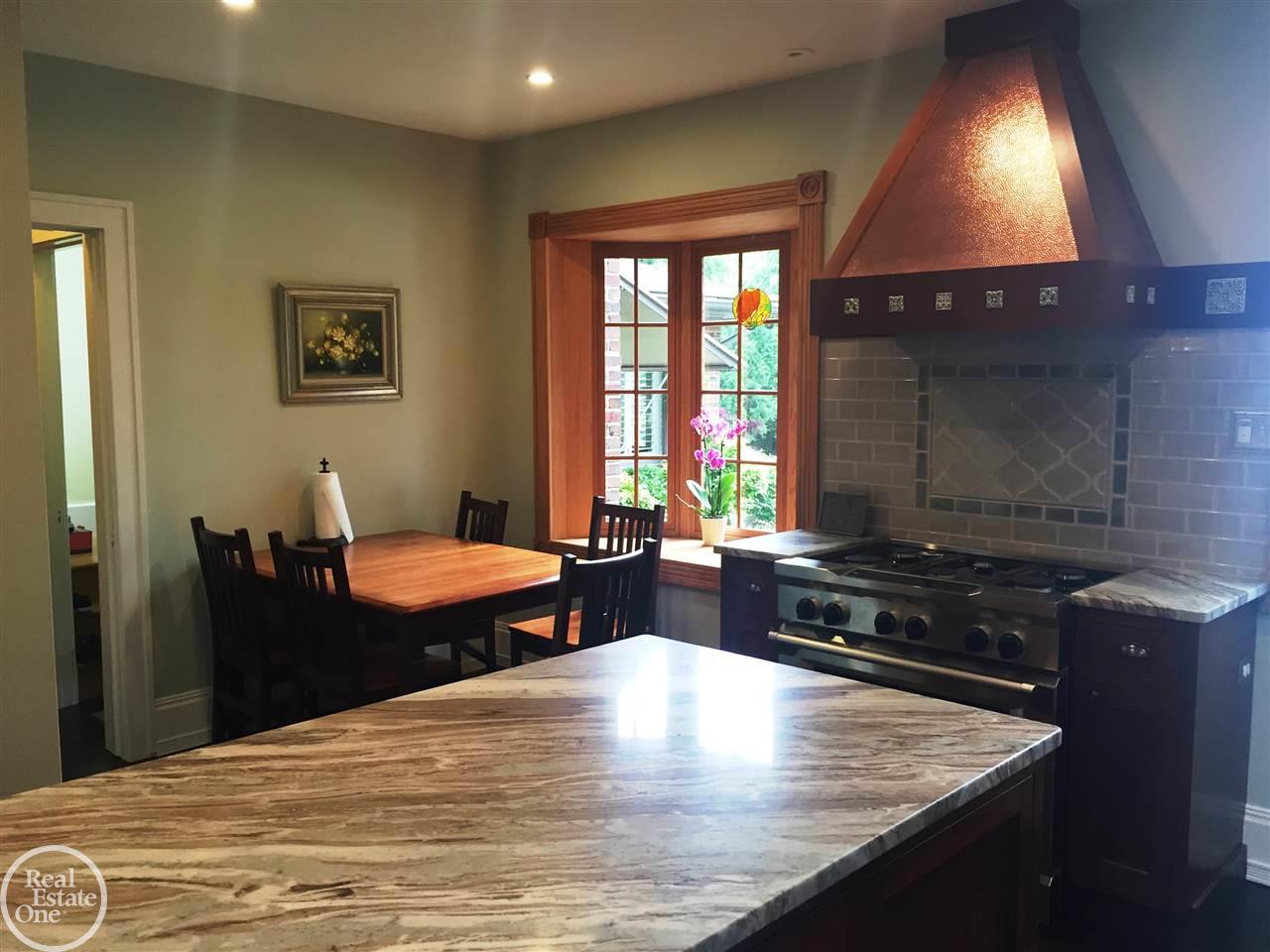 839 Bedford Road Grosse Pointe Park, MI 48230 - Photo 4 of 16