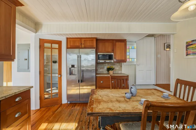 $1,175,000 | 11 Tuxis Road, Madison, CT 06443