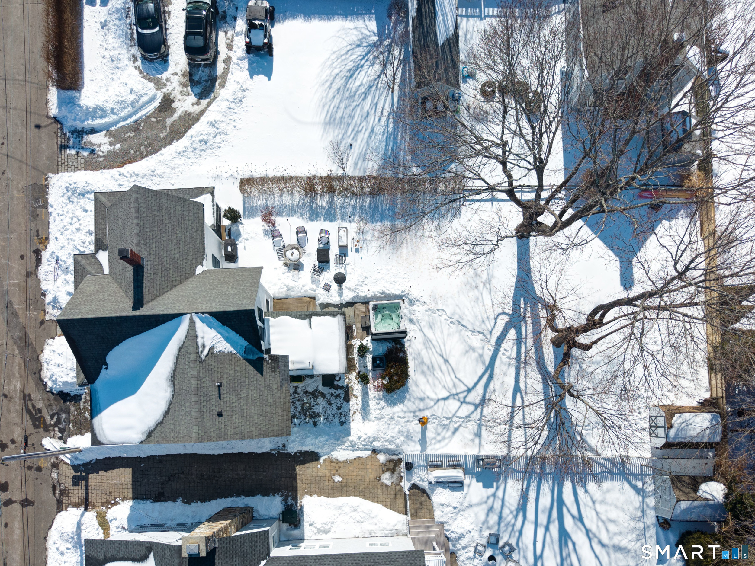 11 Tuxis Road Madison, CT 06443 - Photo 35 of 40 Aerial photo showing the property (house and surrounding yard).