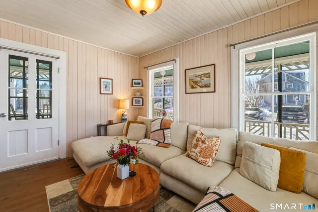 $1,175,000 | 11 Tuxis Road, Madison, CT 06443