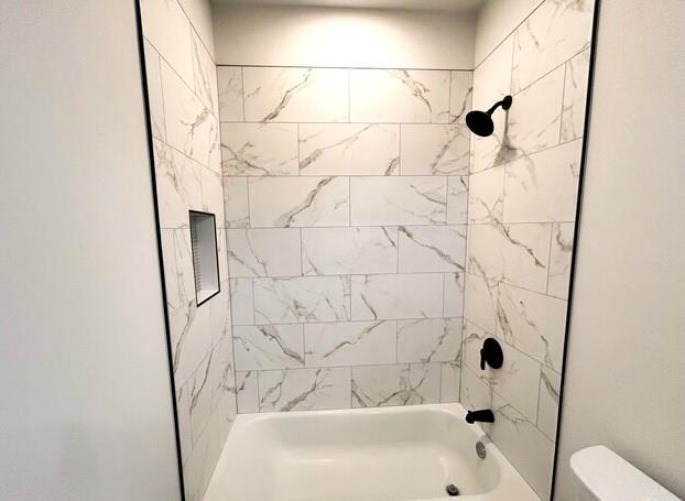 143 Addie Jane Lane Buchanan, GA 30113 - Photo 27 of 31 a bathroom with a bathtub