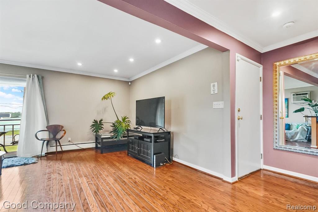 1673 Cass Lake Road, Unit D Keego Harbor, MI 48320 - Photo 24 of 29