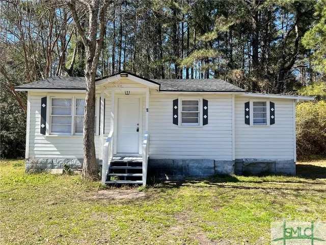 $950 | 11 Mikell Street, Pembroke, GA 31321