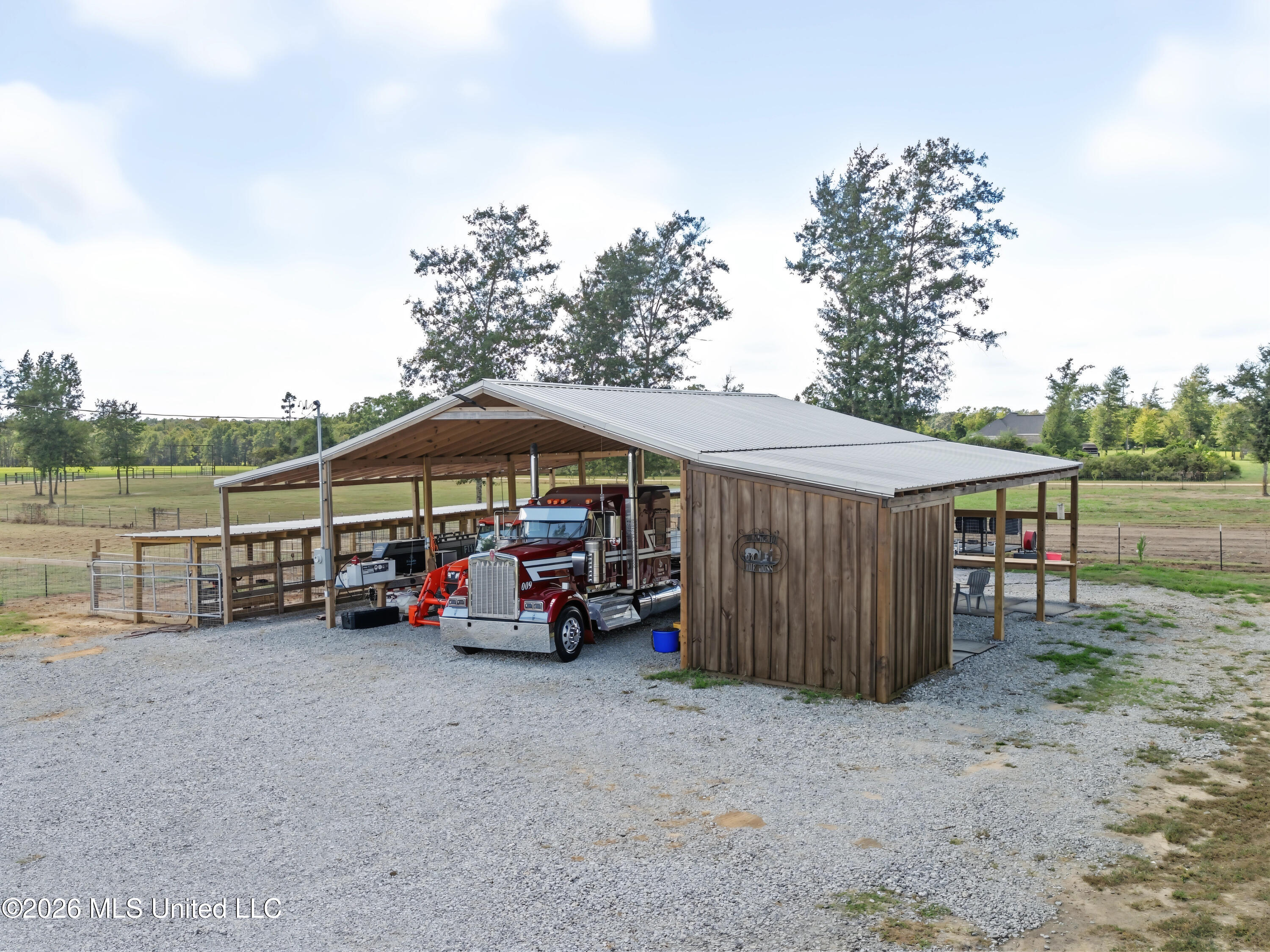 326 West Wire Road Perkinston, MS 39573 - Photo 7 of 42 Pole Barn 40x60