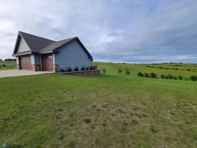 $644,900 | 11003 Eagles Nest Court, Audubon, MN 56511