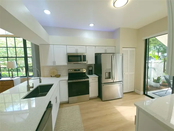 $359,000 | 5525 Hampstead Heath, Unit 43, Sarasota, FL 34235