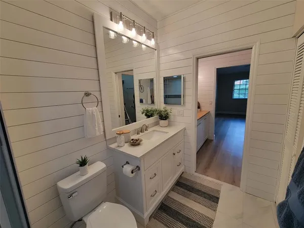 $359,000 | 5525 Hampstead Heath, Unit 43, Sarasota, FL 34235