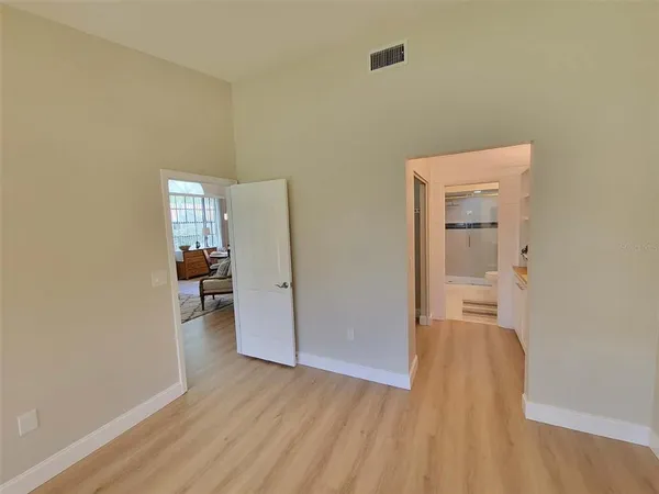 $359,000 | 5525 Hampstead Heath, Unit 43, Sarasota, FL 34235