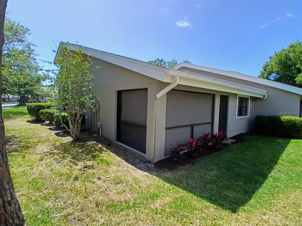 $359,000 | 5525 Hampstead Heath, Unit 43, Sarasota, FL 34235