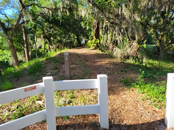 $359,000 | 5525 Hampstead Heath, Unit 43, Sarasota, FL 34235