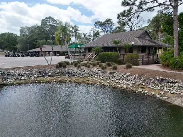 $359,000 | 5525 Hampstead Heath, Unit 43, Sarasota, FL 34235