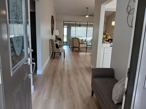 $359,000 | 5525 Hampstead Heath, Unit 43, Sarasota, FL 34235