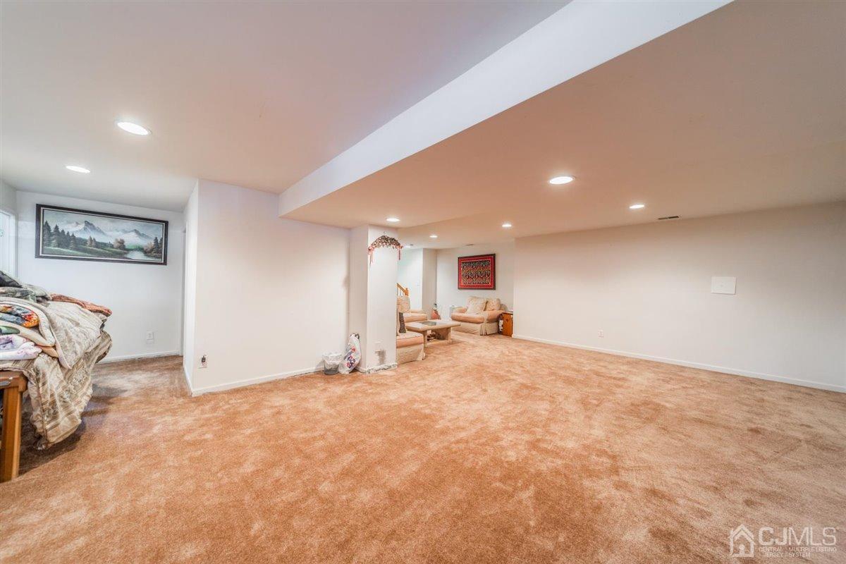 7 Nicholas Court Cream Ridge, NJ 08514 - Photo 20 of 24