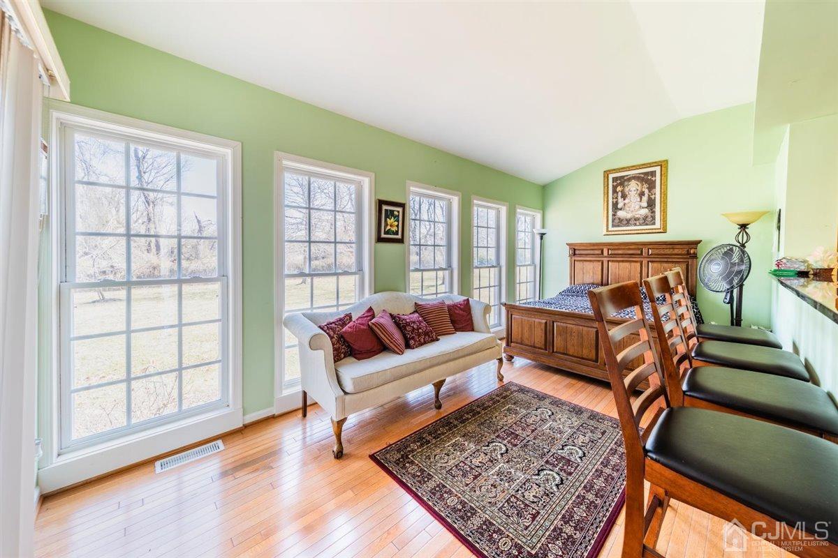 7 Nicholas Court Cream Ridge, NJ 08514 - Photo 10 of 24