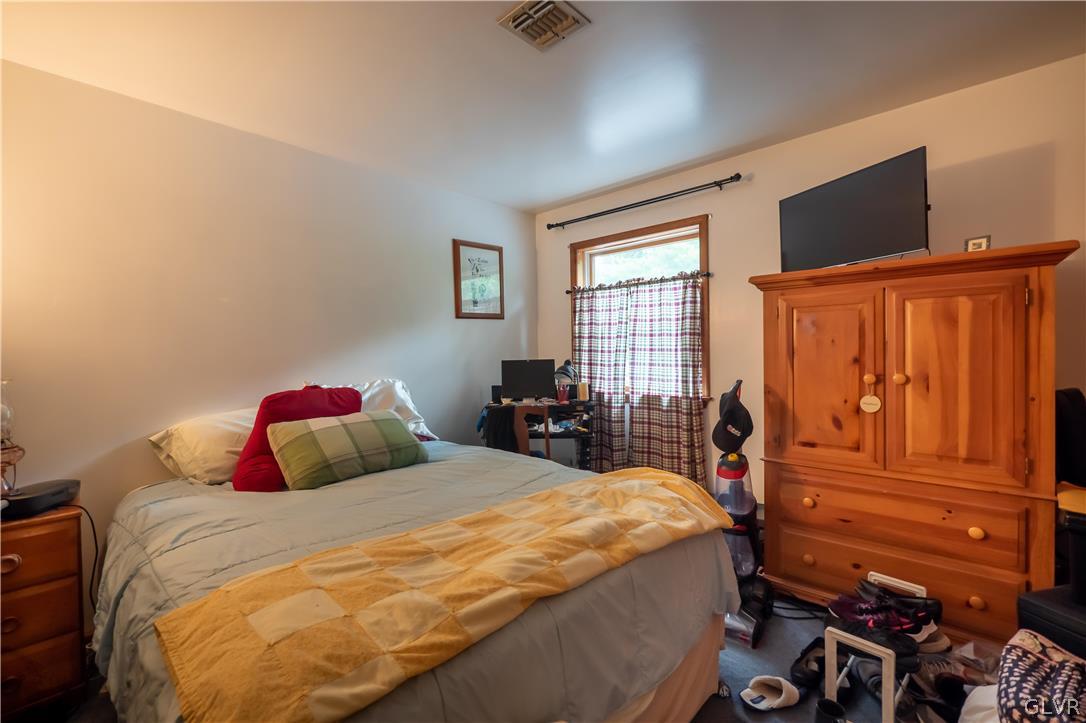 167 Old Stagecoach Road Gilbert, PA 18331 - Photo 49 of 50 apartment 3 bedroom
