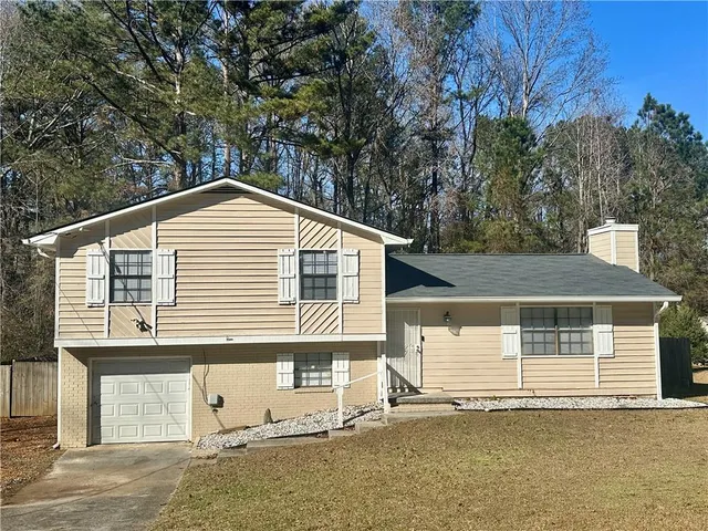 $2,100 | 7413 Penland Drive, Riverdale, GA 30296