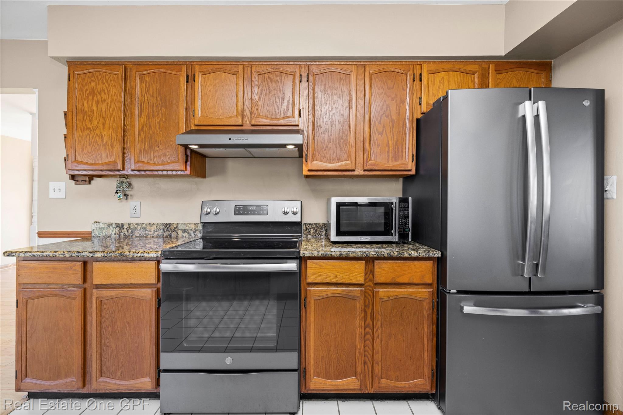 24840 Taft Road Novi, MI 48375 - Photo 17 of 41 Stainless Steel Appliances