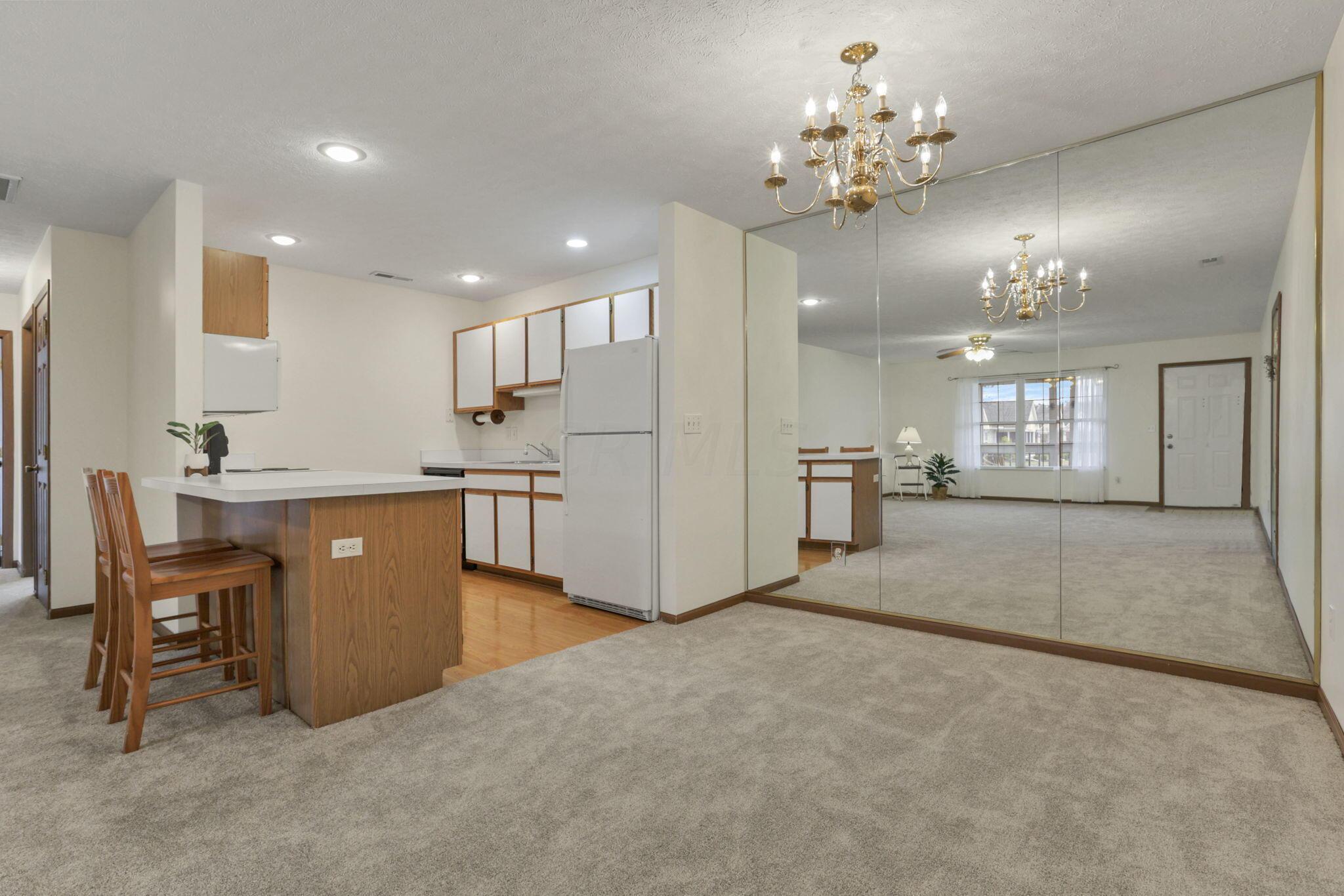 277 Goose Pond Road, Unit B Newark, OH 43055 - Photo 4 of 17 32-web-or-mls-0V3A5486