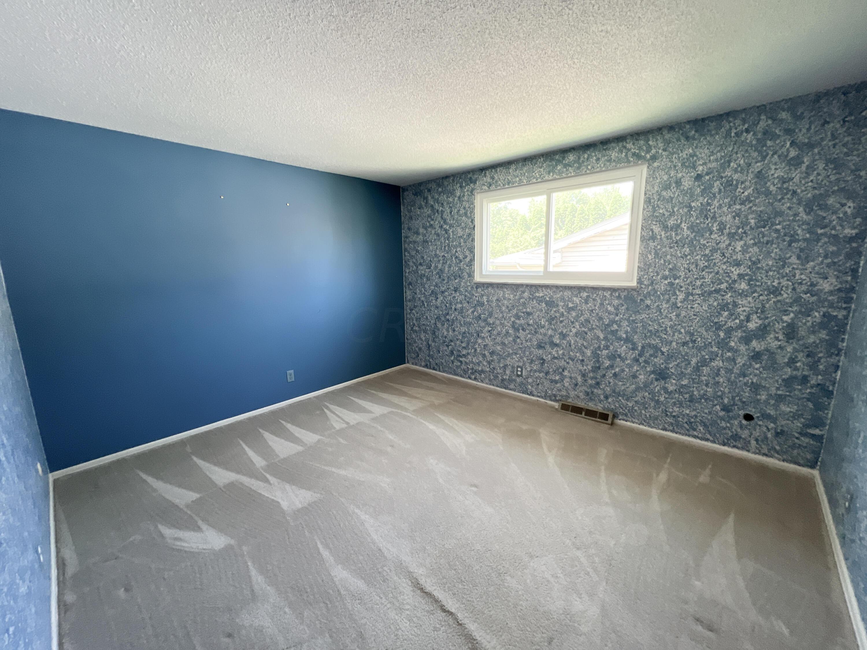 2322 Edmonton Road Columbus, OH 43229 - Photo 15 of 25 Bedroom