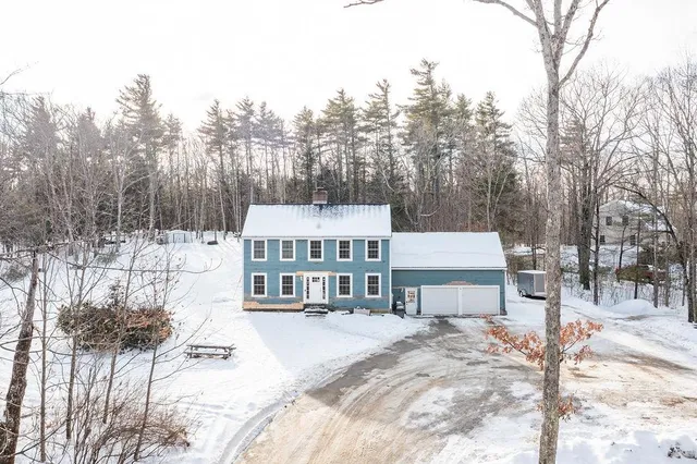 $629,000 | 25 Aspen Drive, Strafford, NH 03884