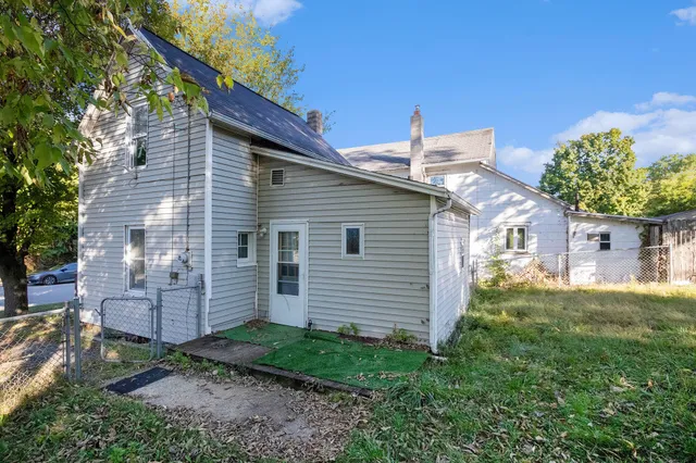 $92,900 | 108 North Disbrow Street, Cassopolis, MI 49031