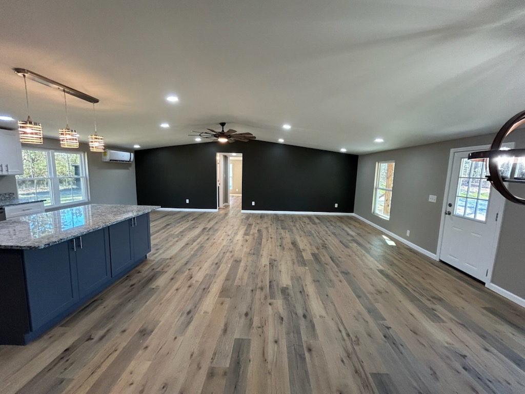 4925 Flat Rock Road Iva, SC 29655 - Photo 11 of 19 living room