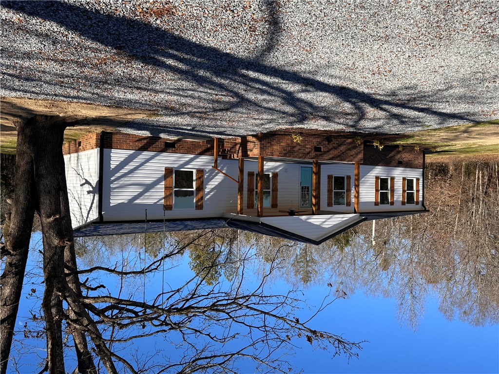 4925 Flat Rock Road Iva, SC 29655 - Photo 2 of 19