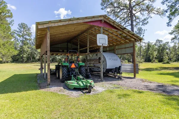 $429,000 | 11942 Southwest Overstreet Avenue, Lamont, FL 32336
