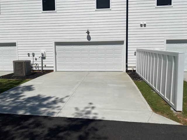 $344,900 | 1301 South Pinot Road, Duncan, SC 29334