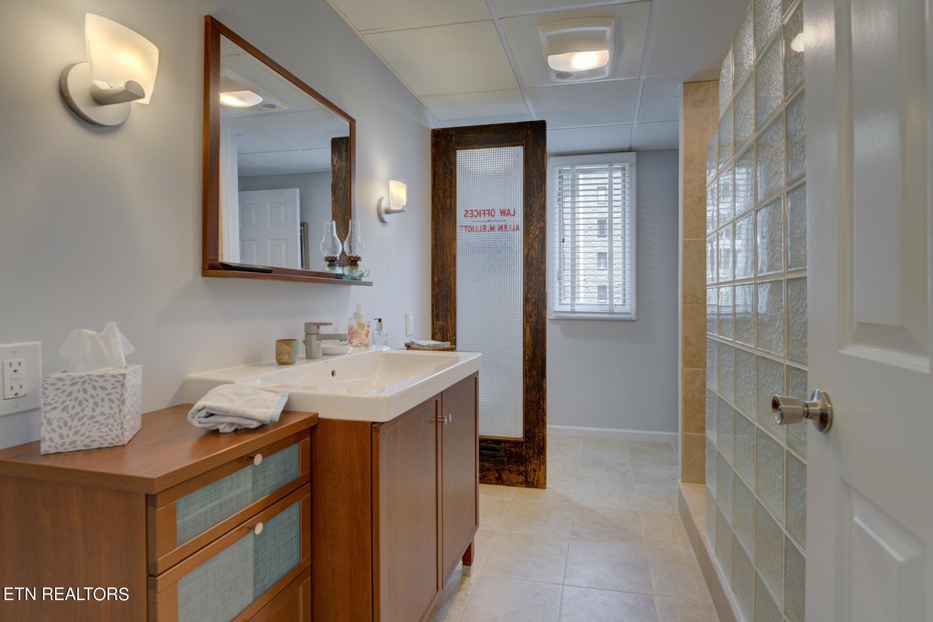 1704 Hidden Hills Road, Unit 207 Gatlinburg, TN 37738 - Photo 27 of 60 LeConte Towers-T--1