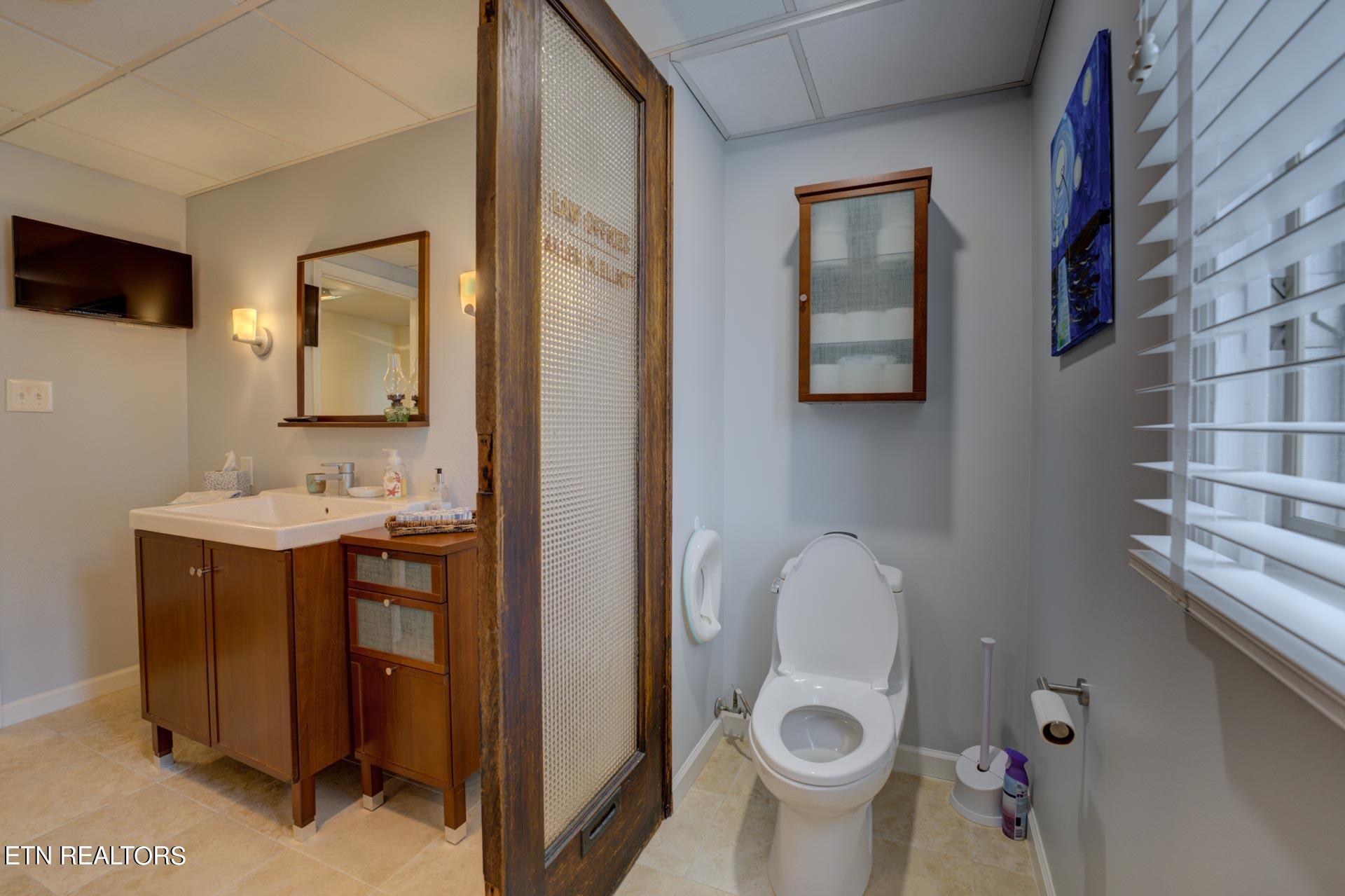 1704 Hidden Hills Road, Unit 207 Gatlinburg, TN 37738 - Photo 29 of 60 LeConte Towers-T--4