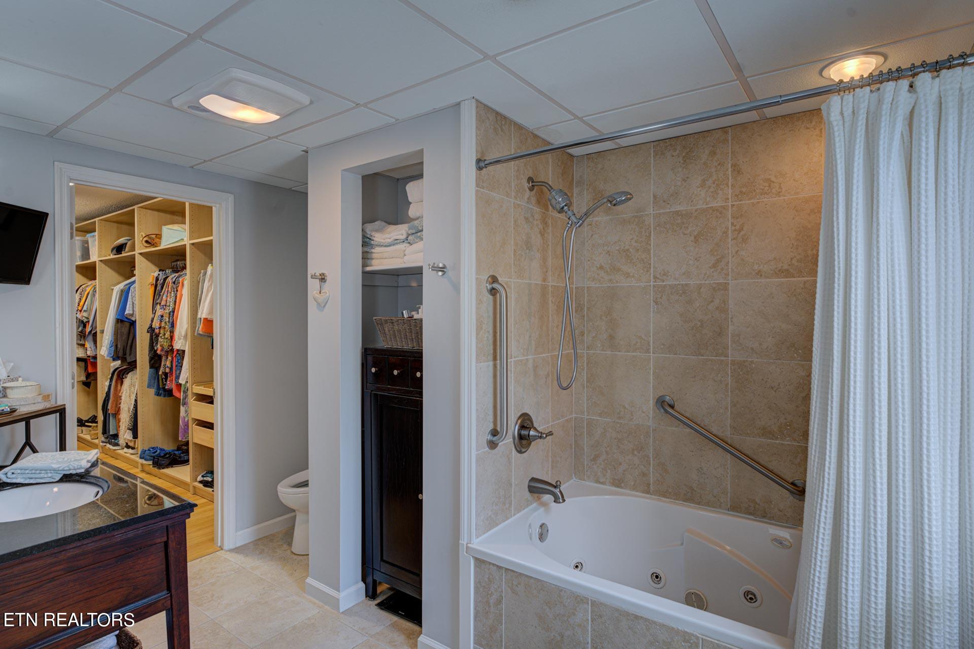 1704 Hidden Hills Road, Unit 207 Gatlinburg, TN 37738 - Photo 39 of 60 LeConte Towers-T--18