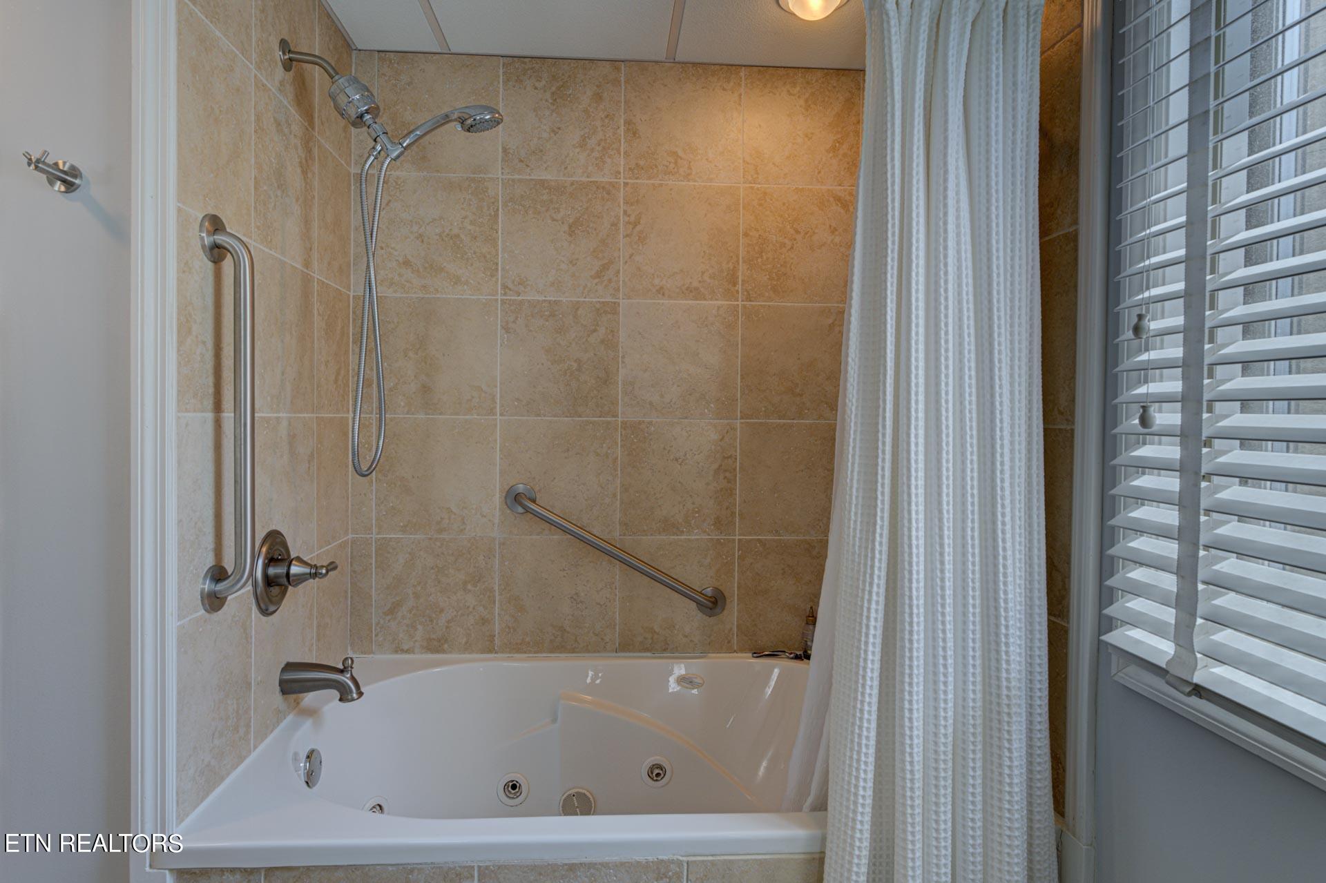 1704 Hidden Hills Road, Unit 207 Gatlinburg, TN 37738 - Photo 40 of 60 LeConte Towers-T--19