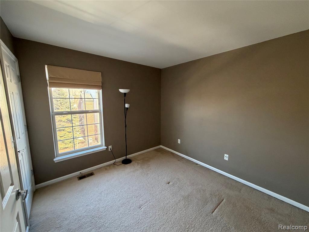 44745 Ellery Lane Novi, MI 48377 - Photo 13 of 17