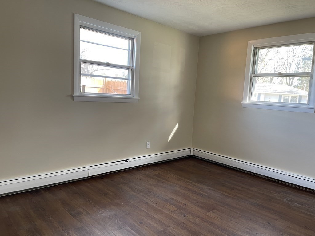 35 Fairbrook Road Framingham, MA 01701 - Photo 10 of 12 Gallery Image 10