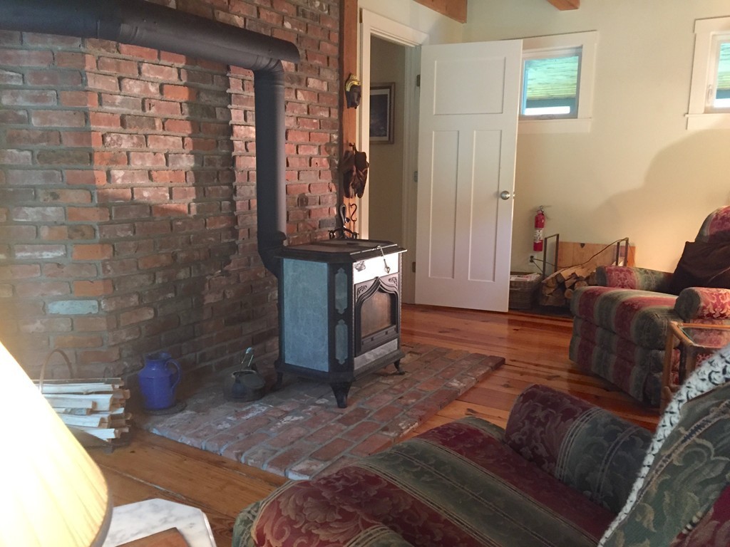 398 Montague Road Shutesbury, MA 01072 - Photo 14 of 30 Gallery Image 14