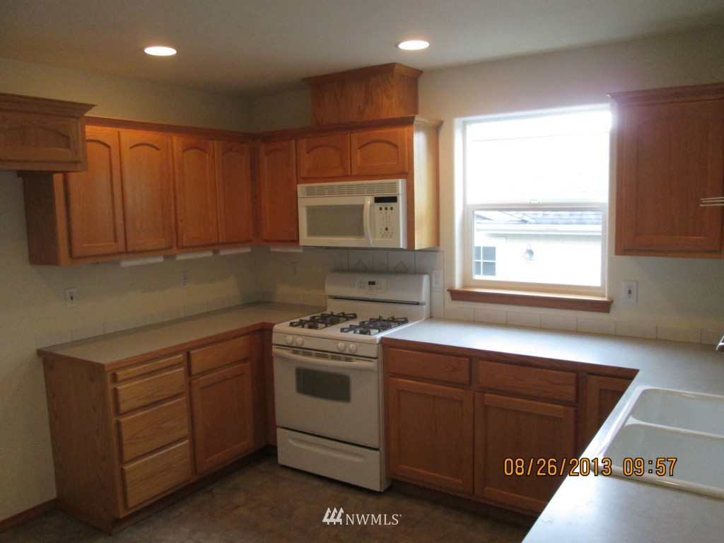508 North Laventure Road Mount Vernon, WA 98273 - Photo 6 of 11 Gallery Image 6
