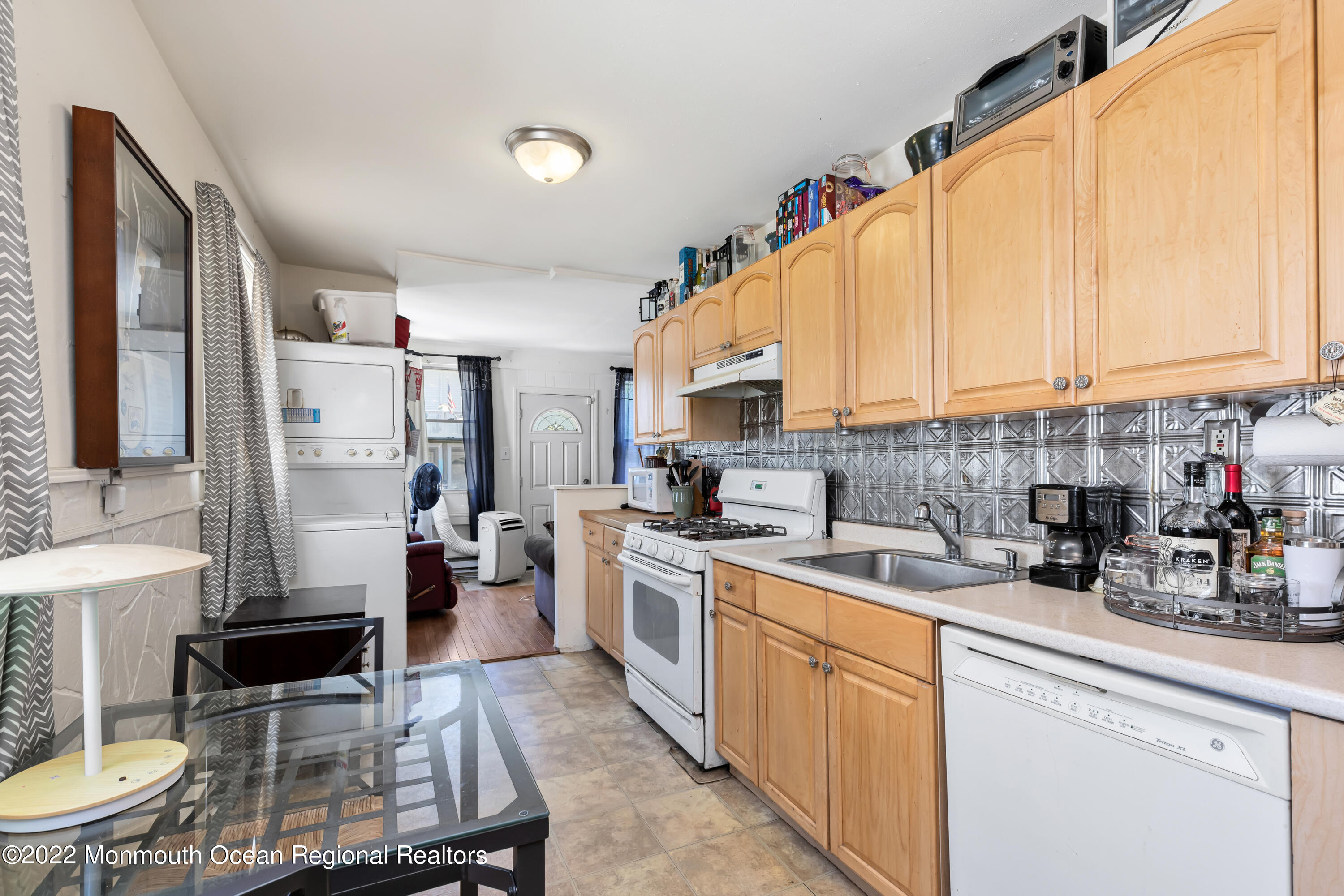 730 2nd Street Union Beach, NJ 07735 - Photo 6 of 16 3V0A5511