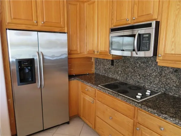 $5,200 | 19430 Southwest 30th Street, Miramar, FL 33029