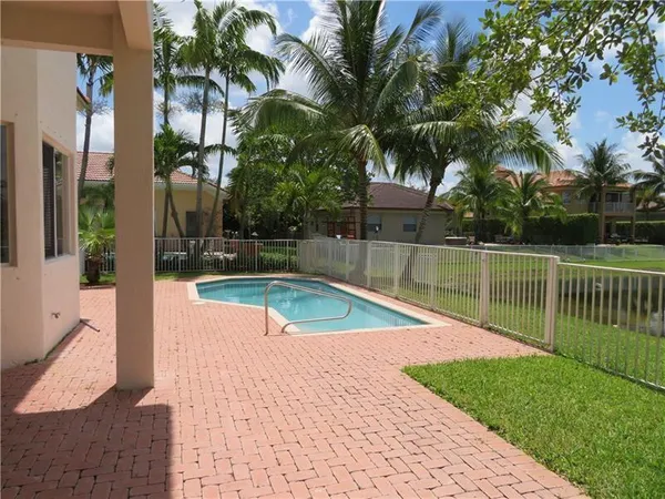 $5,200 | 19430 Southwest 30th Street, Miramar, FL 33029