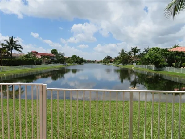 $5,200 | 19430 Southwest 30th Street, Miramar, FL 33029