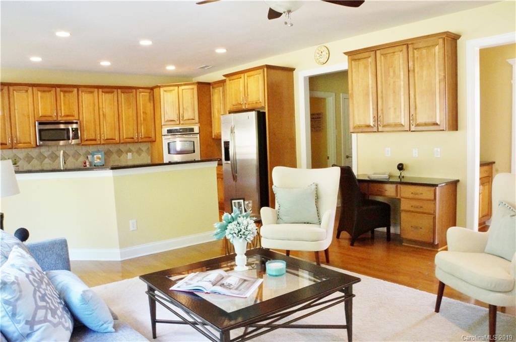 412 Willow Brook Drive Matthews, NC 28105 - Photo 12 of 25