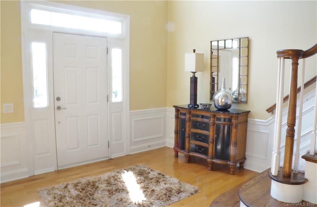 412 Willow Brook Drive Matthews, NC 28105 - Photo 3 of 25