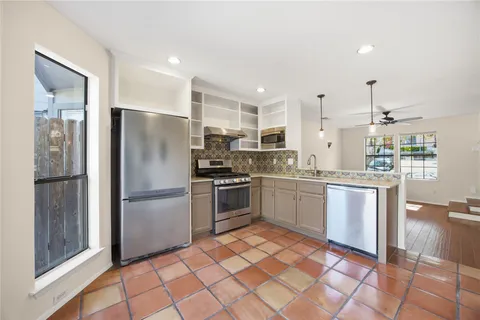 $204,500 | 1411 Gracy Farms Lane, Unit 52, Austin, TX 78758